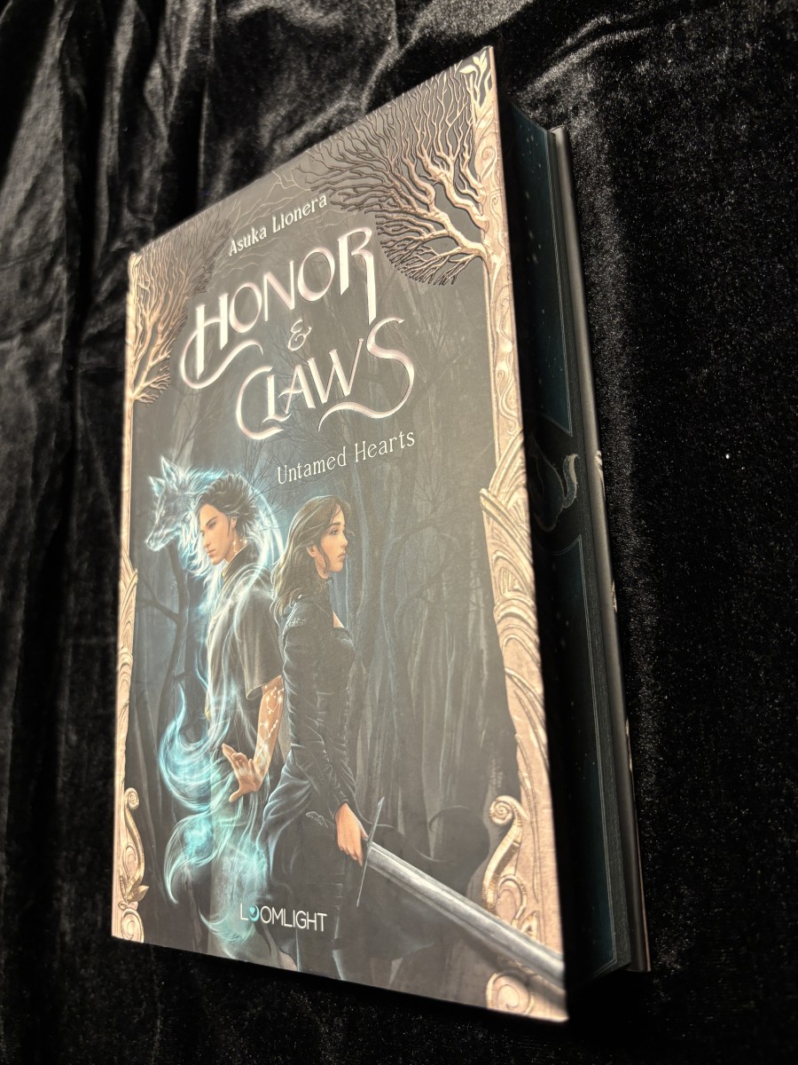 Honor and Claws: Untamed Hearts